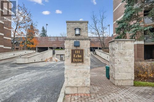 c8-111 Echo Drive W, Ottawa, ON, K1S5K8 | Card Image