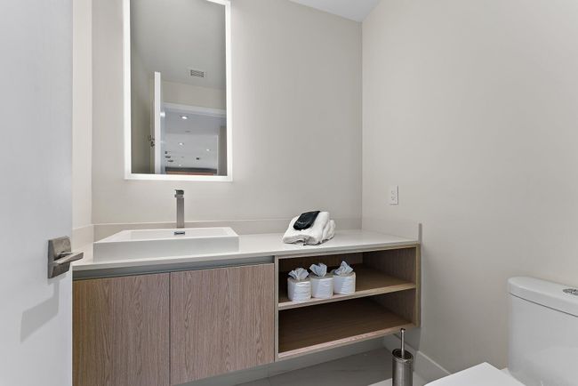 H1201 - 3100 N Ocean Dr, Condo with 2 bedrooms, 3 bathrooms and null parking in Riviera Beach FL | Image 26