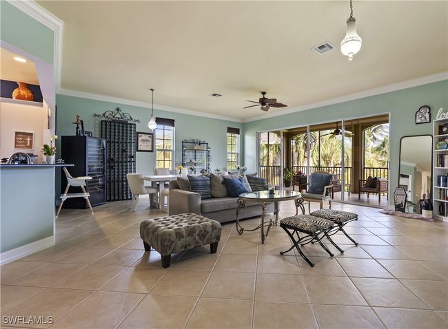 APT-201 - 5021 Maxwell Cir, Condo with 4 bedrooms, 3 bathrooms and null parking in NAPLES FL | Image 6