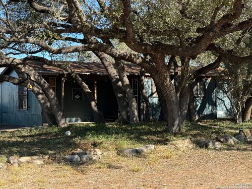 6770 Fm 2200 W, Moore, TX, 78057-2523 | Card Image