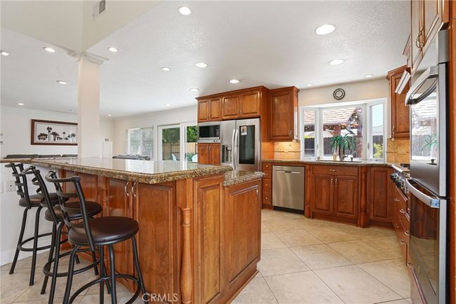 17882 Hallcroft Ln, House other with 4 bedrooms, 3 bathrooms and 6 parking in Huntington Beach CA | Image 5