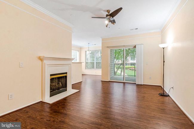 UNIT-2202 - 1600 Spring Gate Dr, Condo with 2 bedrooms, 2 bathrooms and null parking in MCLEAN VA | Image 4