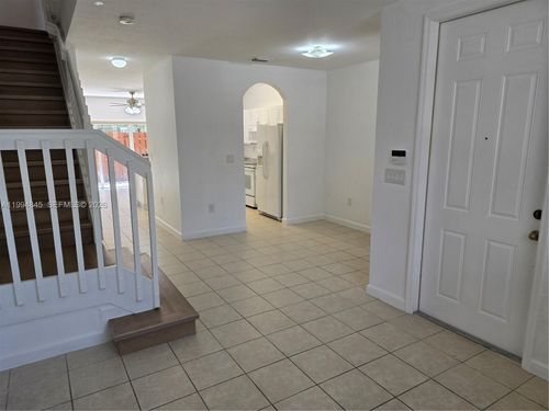 104-9-1575 Ne 33rd Ave, Homestead, FL, 33033-6183 | Card Image