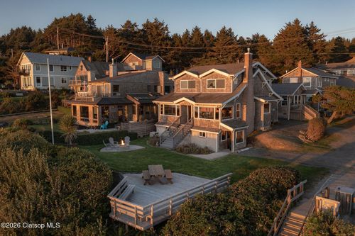 296 W Gogona Ave, Cannon Beach, OR, 97110-3025 | Card Image
