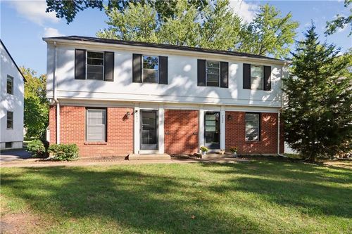7533 Wyoming Street, Kansas City, MO, 64114 | Card Image