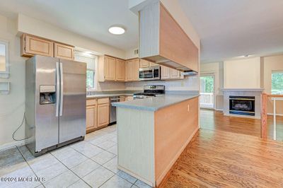 81 Agostina Drive, Condo with 3 bedrooms, 2 bathrooms and 1 parking in Holmdel NJ | Image 3