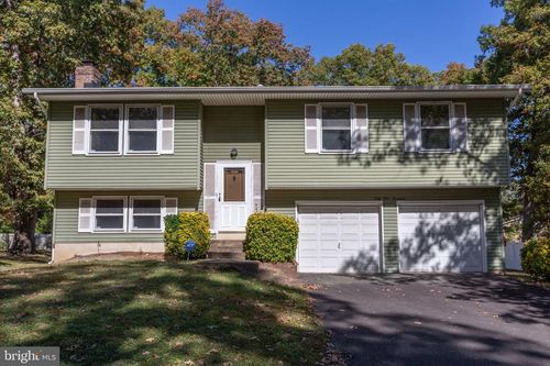3517 Waverly Dr, FREDERICKSBURG, VA, 22407-6847 | Card Image