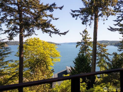 15127 Gibralter Road, Anacortes, WA, 98221 | Card Image