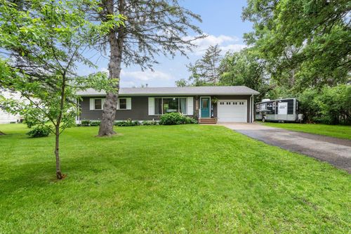 712 Shady Ln Sw, Alexandria, MN, 56308-9109 | Card Image