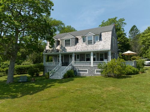 33 Goethals Way, Vineyard Haven, MA, 02568-5349 | Card Image