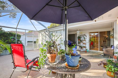 2404 Pin Oak Ct, Palm Beach Gardens, FL, 33410-4421 | Card Image