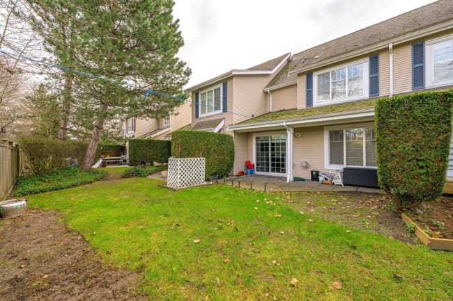 36 - 13499 92 Avenue, Townhouse with 3 bedrooms, 2 bathrooms and 2 parking in Surrey BC | Image 32