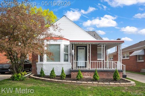 654 Kings Hwy, Lincoln Park, MI, 48146-4608 | Card Image
