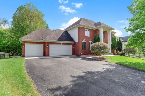 2361 Stone Creek Dr, Chanhassen, MN, 55317-7403 | Card Image