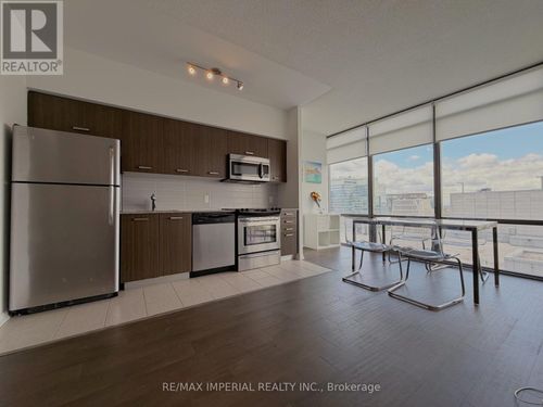 1802-832 Bay St, Toronto, ON, M5S1Z6 | Card Image
