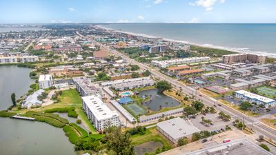 C-103 - 3165 N Atlantic Avenue, Condo with 2 bedrooms, 2 bathrooms and null parking in Cocoa Beach FL | Image 3