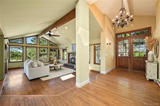Living Room | Image 6