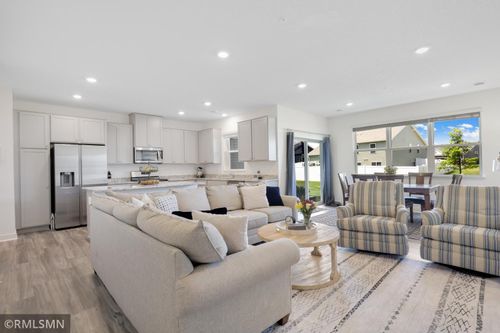 13808 Kaylemore Trl, Rosemount, MN, 55068-4866 | Card Image