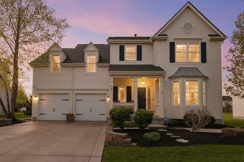 587 Apple Dr, Marysville, OH, 43040-9388 | Card Image