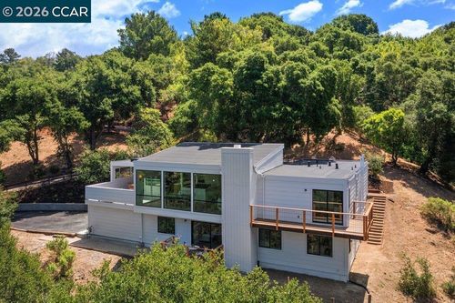 16 Sunnyside Ct, Orinda, CA, 94563-1115 | Card Image