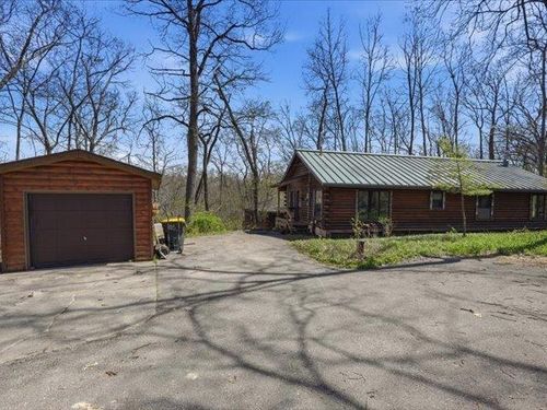 540 Bowers Rd, Belleville, WI, 53508-9565 | Card Image