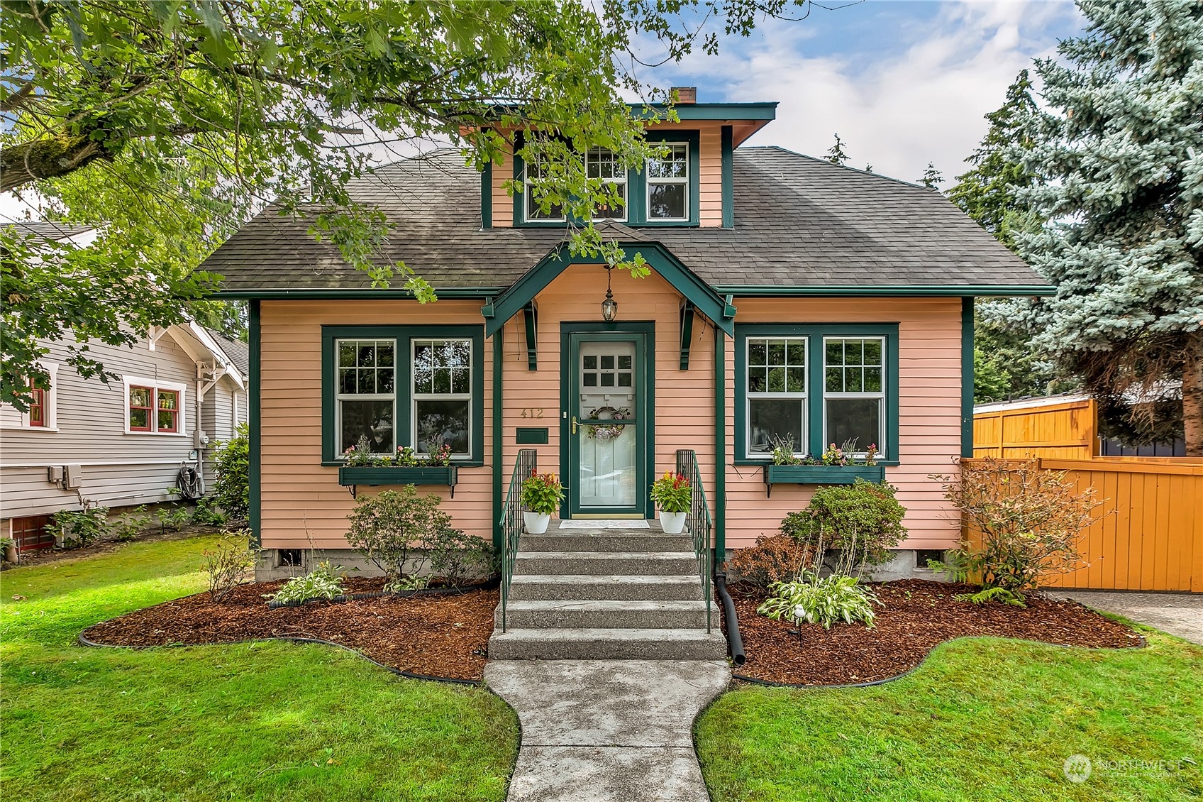 5th St, Puyallup, WA 98372