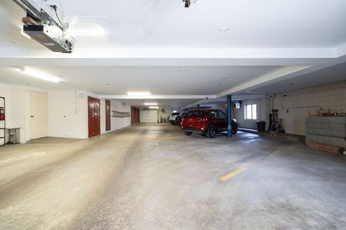 apt-403-10 Trafalgar Sq, Lincolnshire, IL, 60069-3005 | Card Image