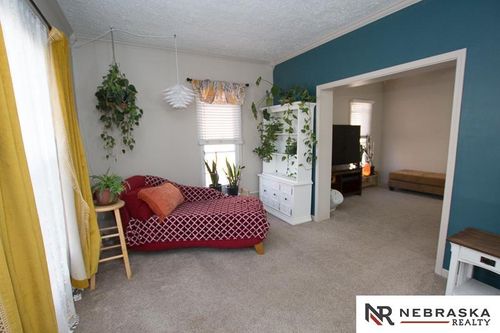 4611 Madison Ave, Lincoln, NE, 68504-2649 | Card Image