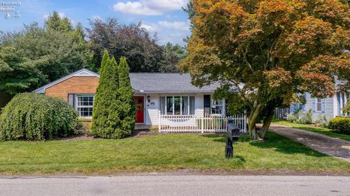 311 Buckeye Rd, Huron, OH, 44839-1240 | Card Image
