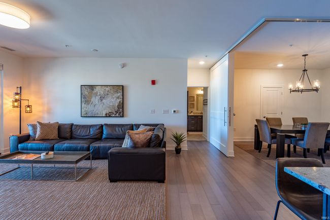 APT-305 - 304 W Kirkwood Ave, Condo with 2 bedrooms, 2 bathrooms and null parking in Bloomington IN | Image 8
