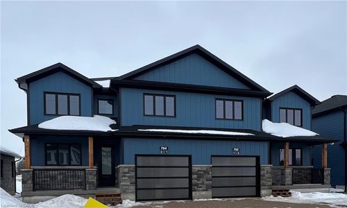 2-790 Bryans Dr, Huron, ON, N0G1H0 | Card Image