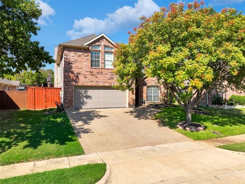 9427 Vista Cir, Irving, TX, 75063-5064 | Card Image