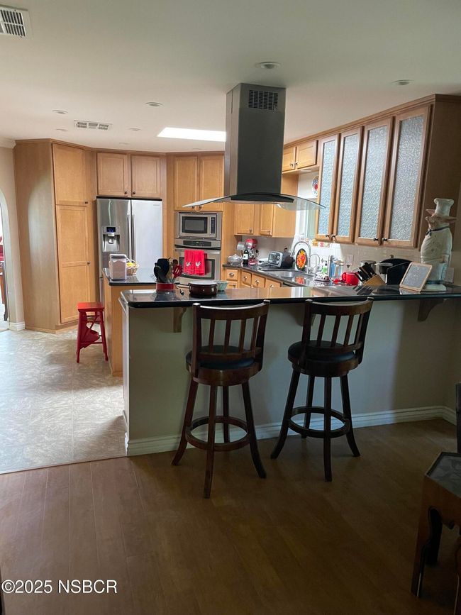 breakfast bar | Image 11