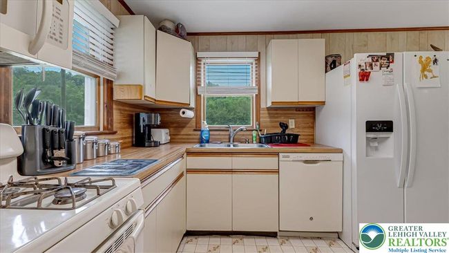 225 Creek Rd, House other with 2 bedrooms, 1 bathrooms and null parking in Greentown PA | Image 15