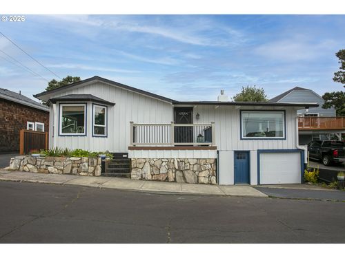 144 6th Ave, Seaside, OR, 97138-6024 | Card Image