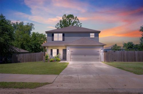 233 Evans St, Huntsville, AR, 72740-3007 | Card Image