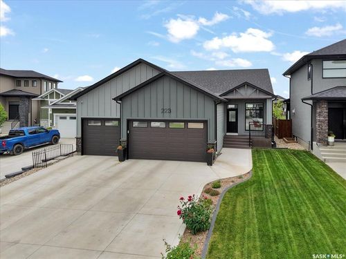 223 Hamm Cres, Saskatoon, SK, S7V0R9 | Card Image