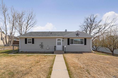 1136 Northeast Dr, Rapid City, SD, 57701 | Card Image