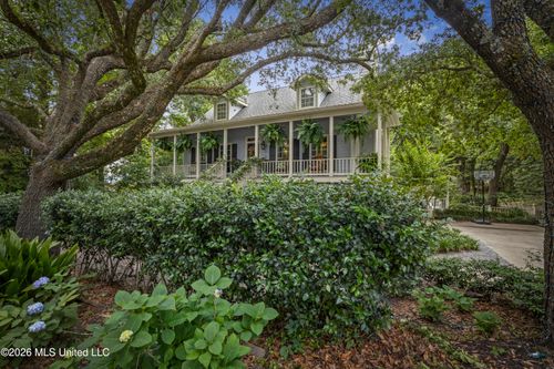 312 Washington Avenue, Ocean Springs, MS, 39564 | Card Image