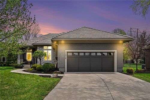 11519 W 144th Pl, Olathe, KS, 66062-8819 | Card Image