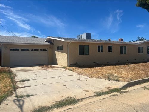 44558 Stanridge Avenue, Lancaster, CA, 93535 | Card Image