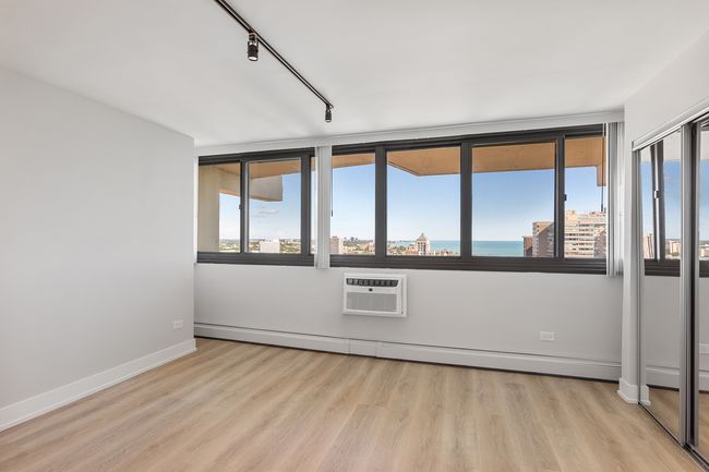 APT-28D - 6166 Sheridan Rd, Condo with 1 bedrooms, 2 bathrooms and 4 parking in Chicago IL | Image 8