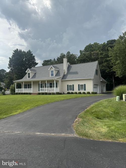 18 Gander Ln, LEWES, DE, 19958-9598 | Card Image