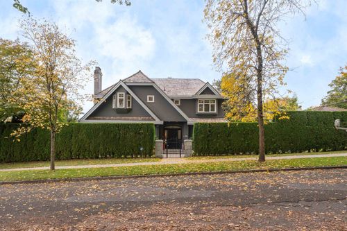 2087 W 18th Ave, Vancouver, BC, V6J2N7 | Card Image