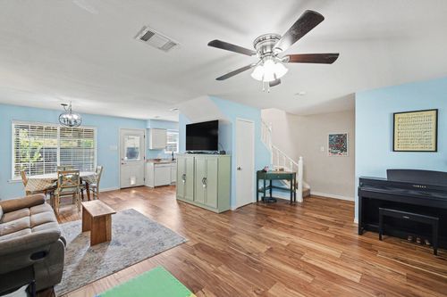 311 Towne House Ln, Richardson, TX, 75081-3525 | Card Image