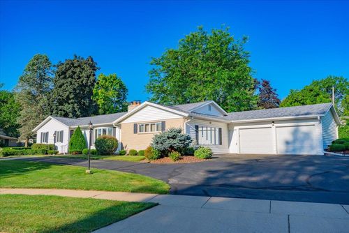 405 Riverside Dr, Waterloo, WI, 53594-1040 | Card Image