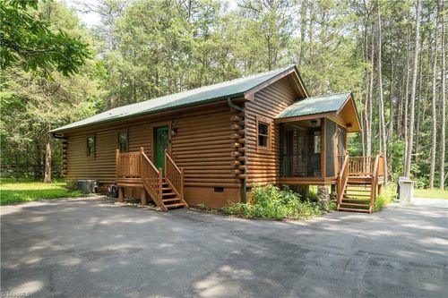 164 Pleasant Creek Dr, Cleveland, NC, 27013-9343 | Card Image