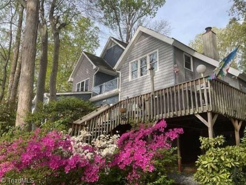 144 Riverside Ct, Lexington, NC, 27292-8175 | Card Image
