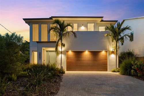 2803 W Aquilla St, TAMPA, FL, 33629-6117 | Card Image