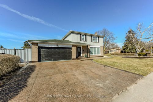 37 Crawley Dr, Brampton, ON, L6T2S2 | Card Image
